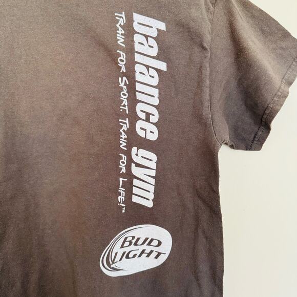 Gildan Ultra Cotton Bud Light Washington DC Fray Gray Taupe Tee Shirt Sz Medium - Picture 4 of 6